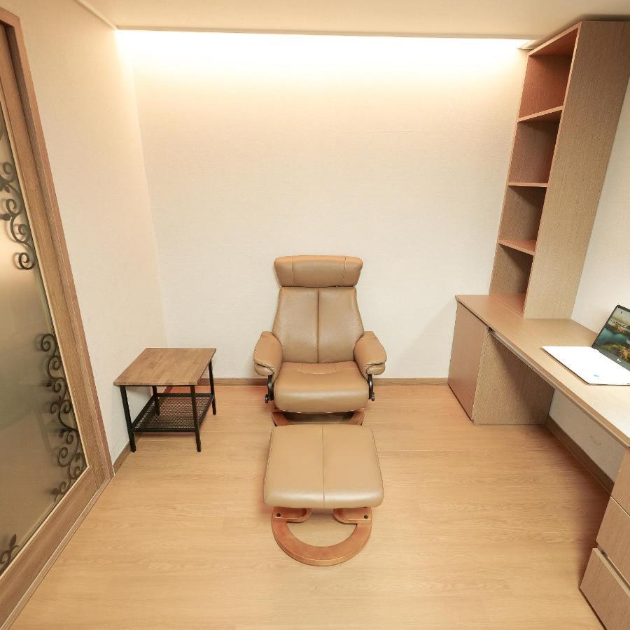 Residence Hotel K Okpo Geoje Εξωτερικό φωτογραφία