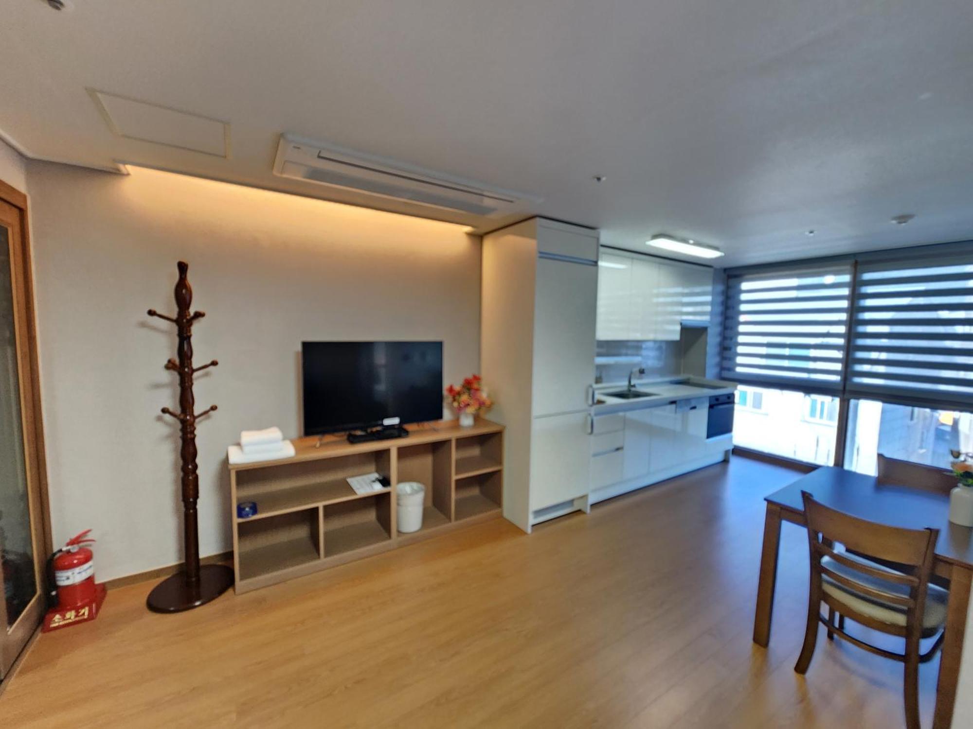 Residence Hotel K Okpo Geoje Εξωτερικό φωτογραφία