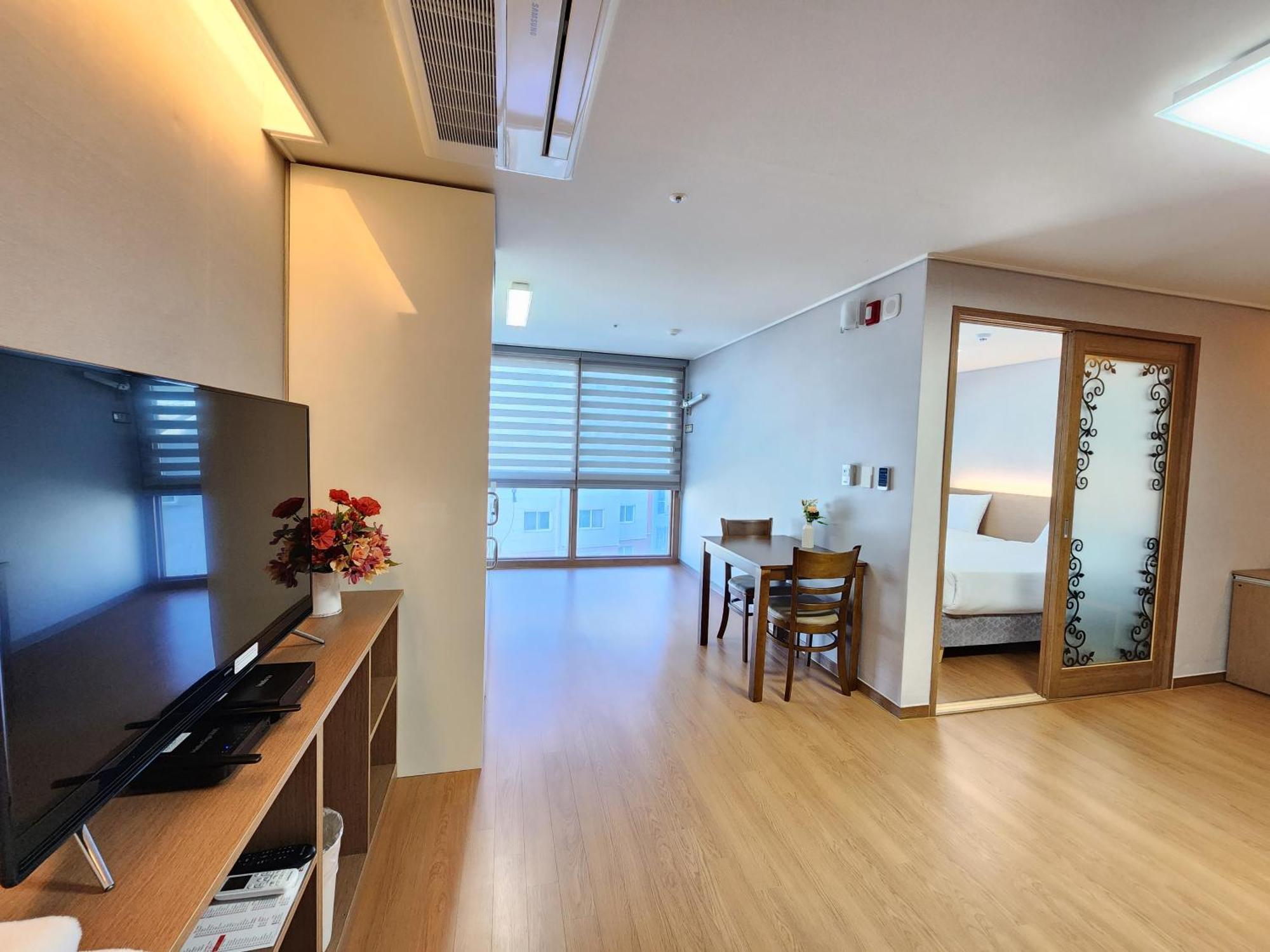 Residence Hotel K Okpo Geoje Εξωτερικό φωτογραφία