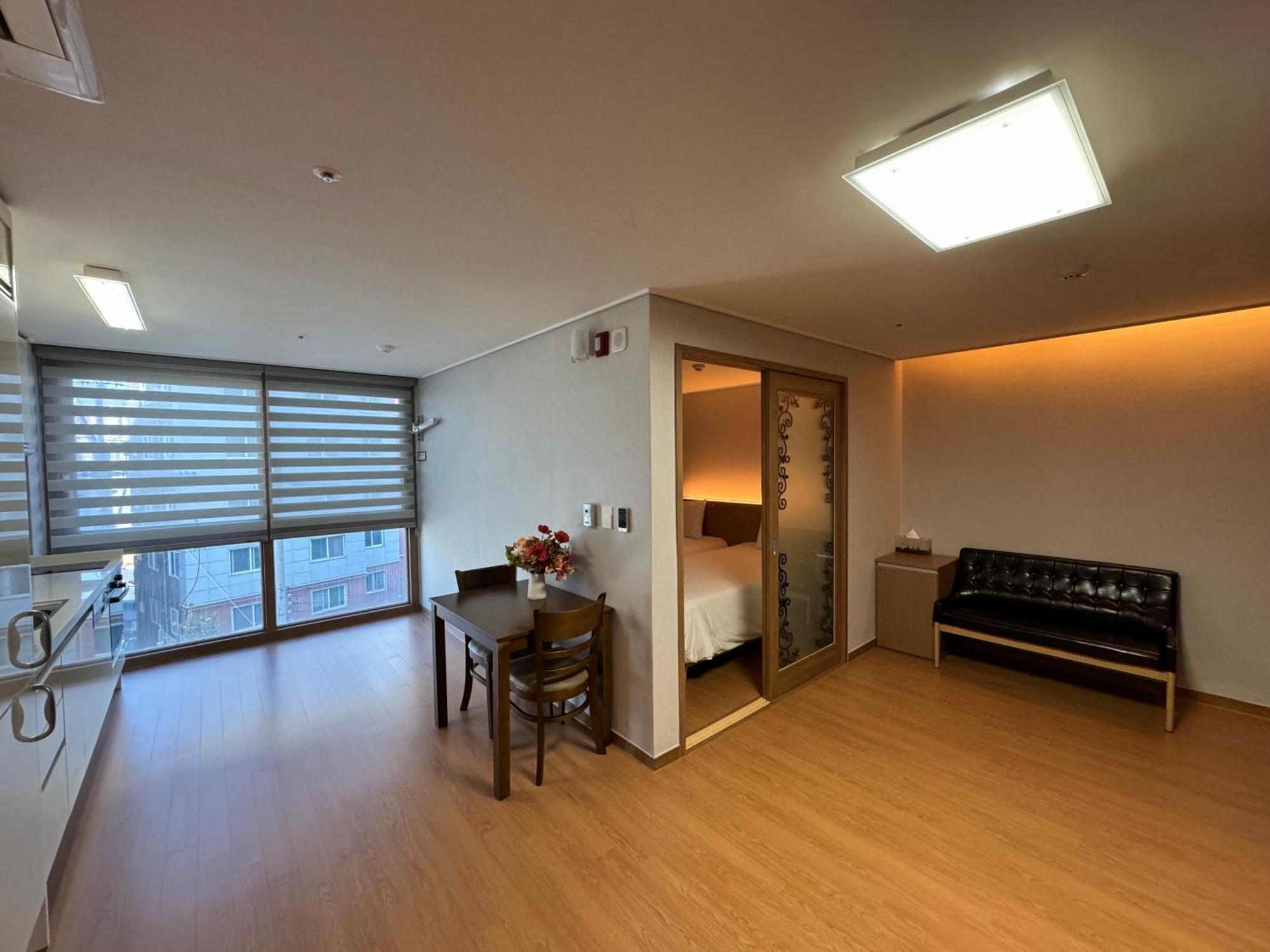 Residence Hotel K Okpo Geoje Εξωτερικό φωτογραφία